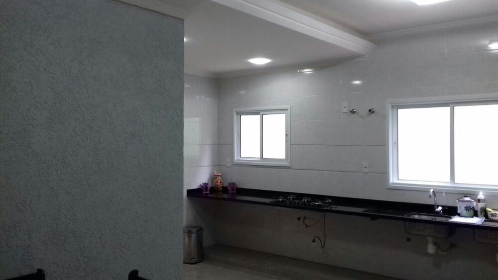 Casa à venda com 3 quartos, 380m² - Foto 4