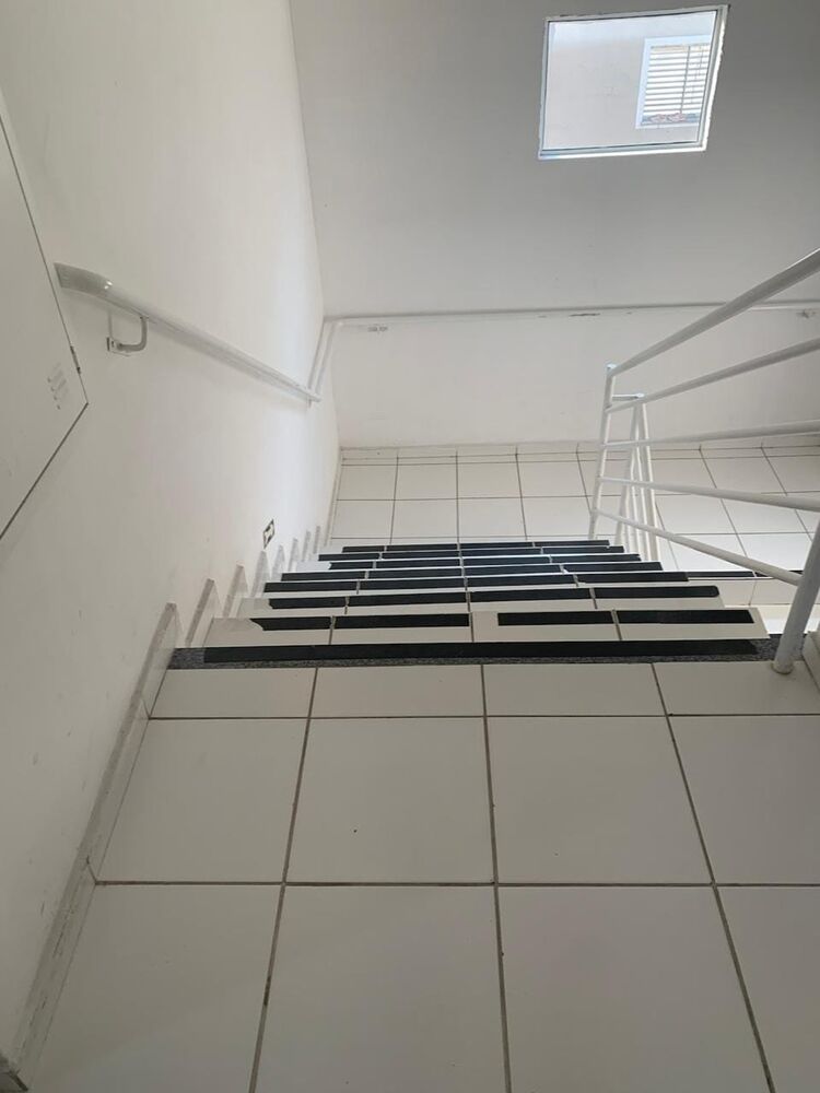 Apartamento à venda com 2 quartos, 42m² - Foto 12