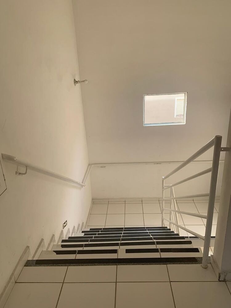Apartamento à venda com 2 quartos, 42m² - Foto 3