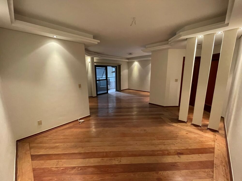 Apartamento, 3 quartos, 187 m² - Foto 1