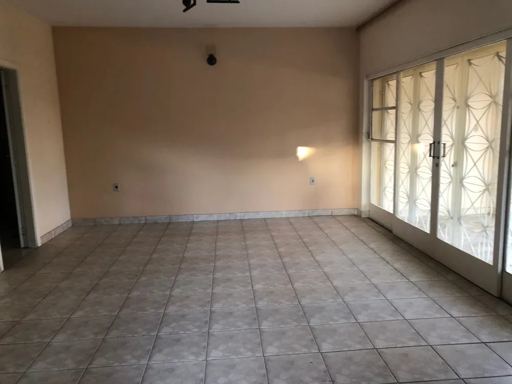 Casa, 3 quartos, 235 m² - Foto 4