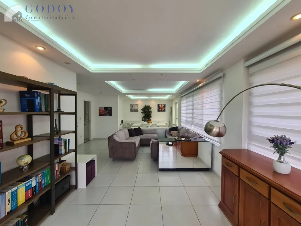 Apartamento, 4 quartos, 202 m² - Foto 1