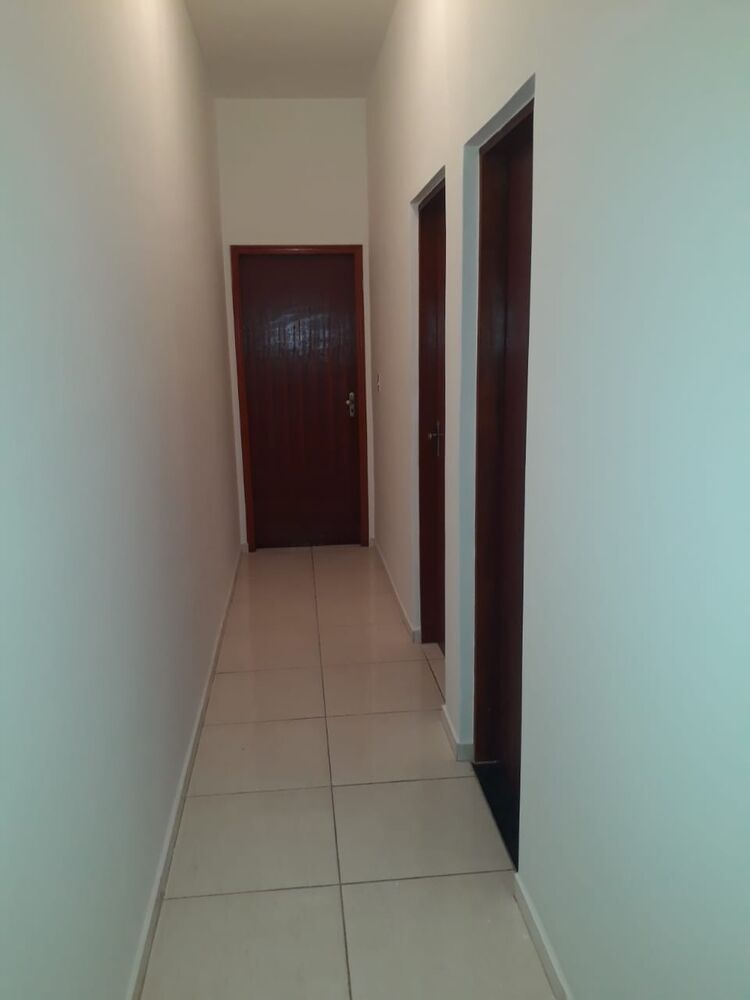 Casa à venda com 2 quartos, 65m² - Foto 4
