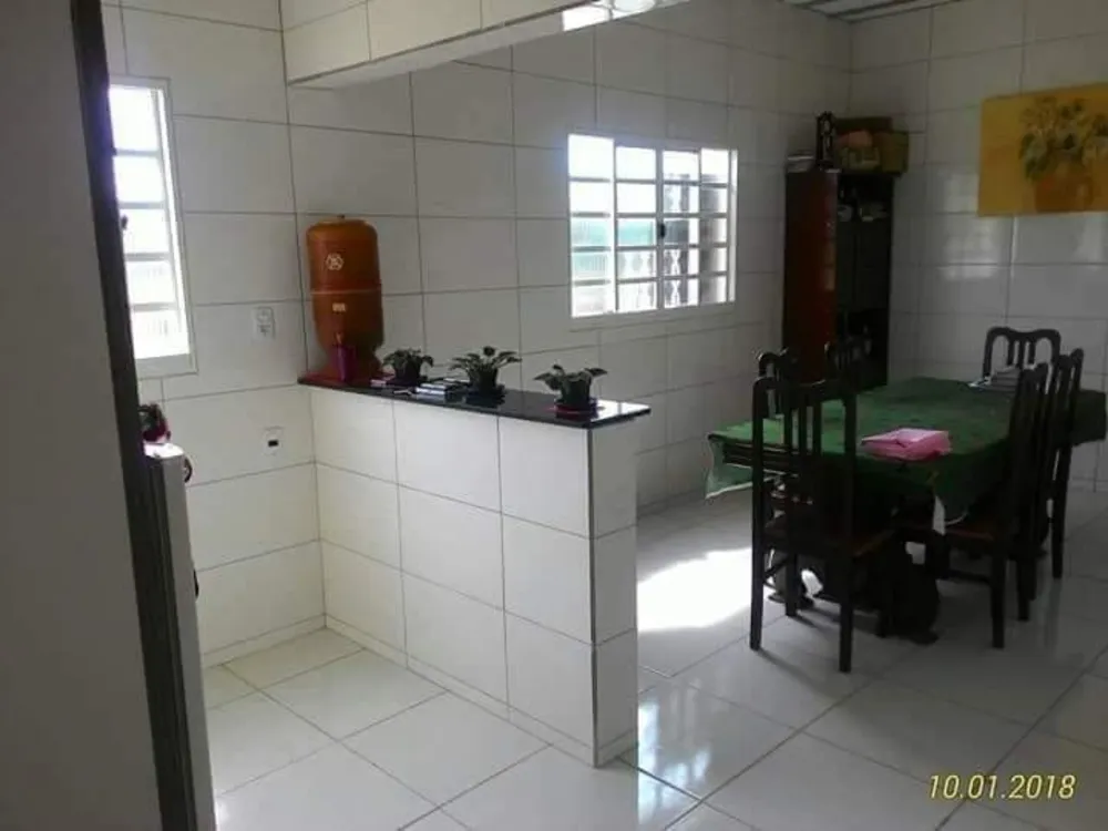 Chácara, 2 quartos, 2000 m² - Foto 1
