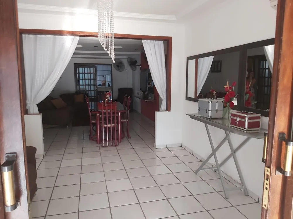 Casa, 3 quartos, 200 m² - Foto 3