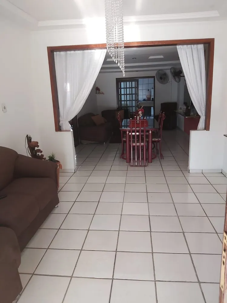 Casa, 3 quartos, 200 m² - Foto 4