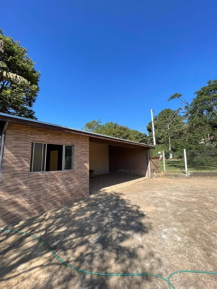 Chácara, 2 quartos, 2080 m² - Foto 1