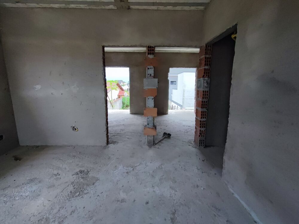 Sobrado à venda com 3 quartos, 210m² - Foto 2