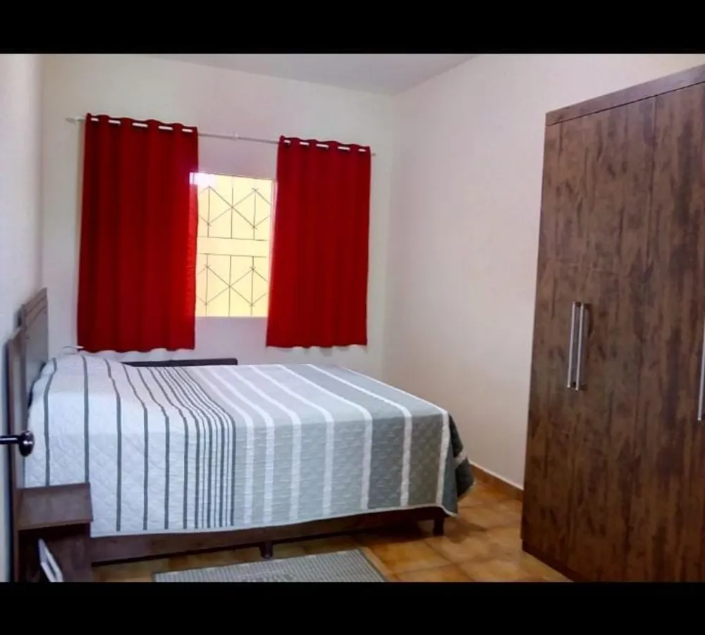 Casa, 3 quartos, 215 m² - Foto 4