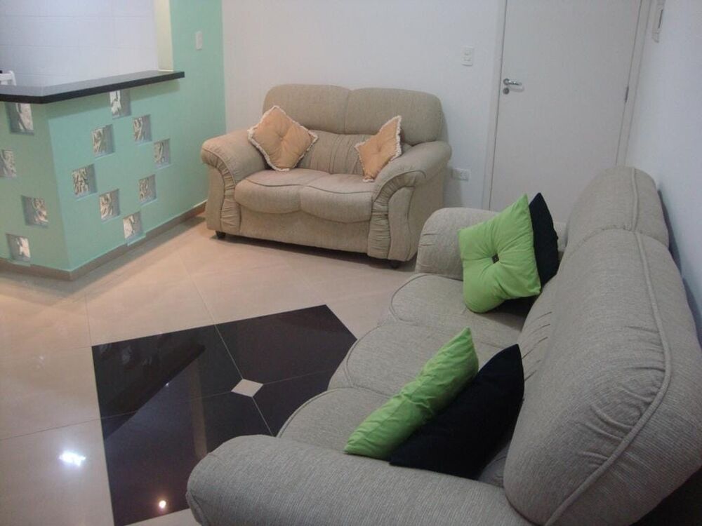 Apartamento à venda com 2 quartos, 67m² - Foto 2