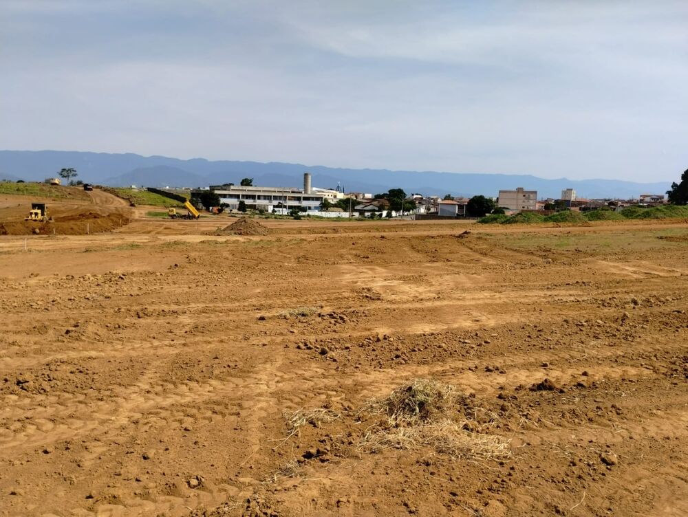 Terreno à venda, 176m² - Foto 2