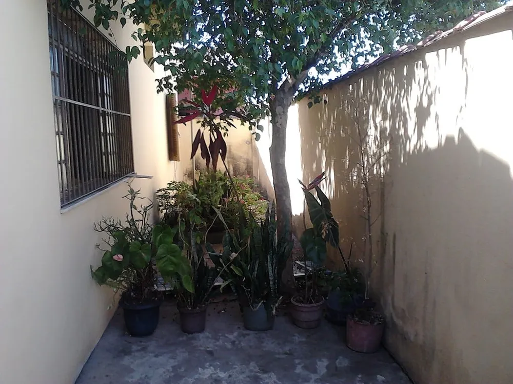 Casa, 3 quartos, 137 m² - Foto 2