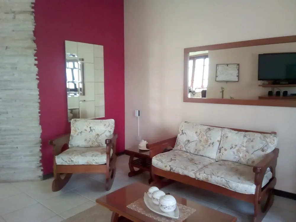 Casa, 3 quartos, 190 m² - Foto 1