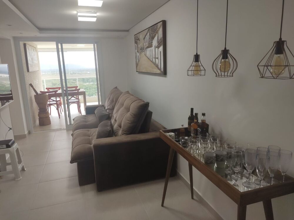 Apartamento à venda com 2 quartos, 69m² - Foto 4