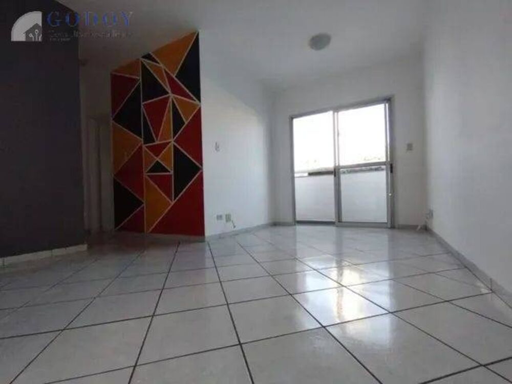 Apartamento à venda com 2 quartos, 70m² - Foto 2
