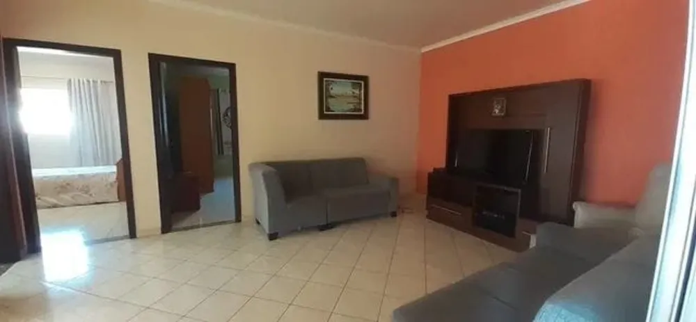 Casa, 4 quartos, 350 m² - Foto 2