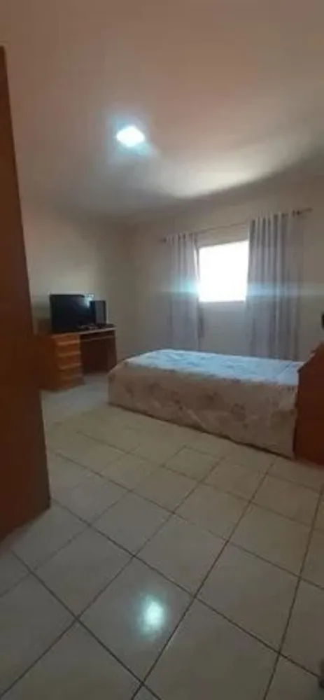 Casa, 4 quartos, 350 m² - Foto 3