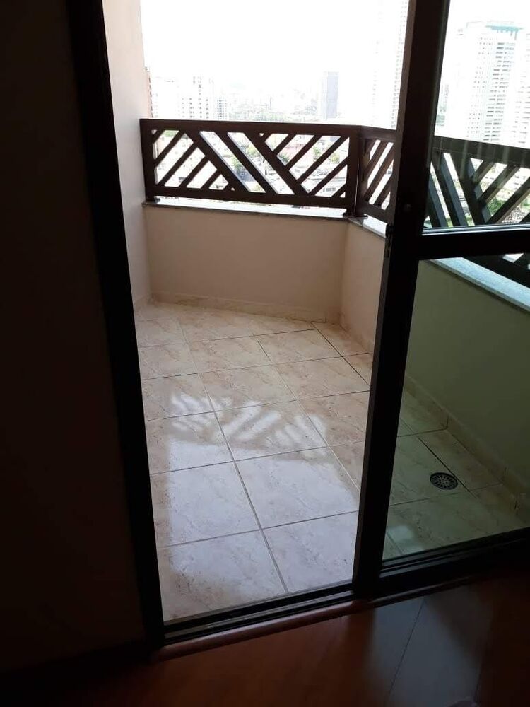 Apartamento à venda com 3 quartos, 96m² - Foto 4