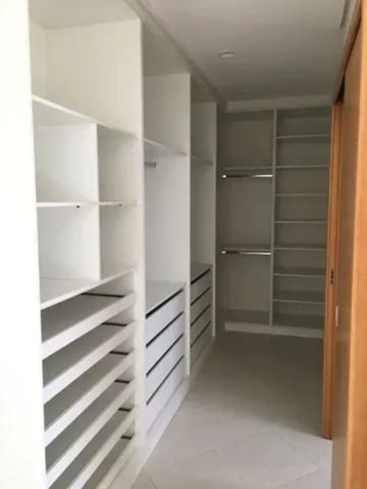 Apartamento para alugar com 4 quartos, 235m² - Foto 4