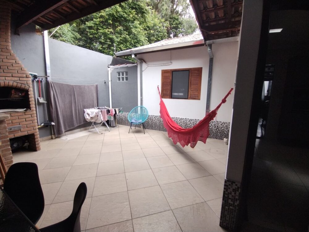 Casa à venda com 2 quartos, 90m² - Foto 4