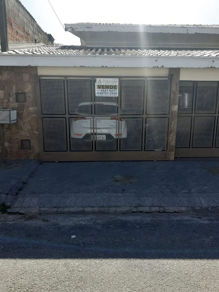 Casa, 3 quartos, 200 m² - Foto 1