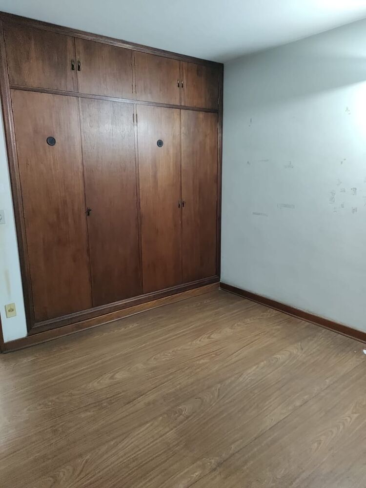 Sobrado, 5 quartos, 380 m² - Foto 1