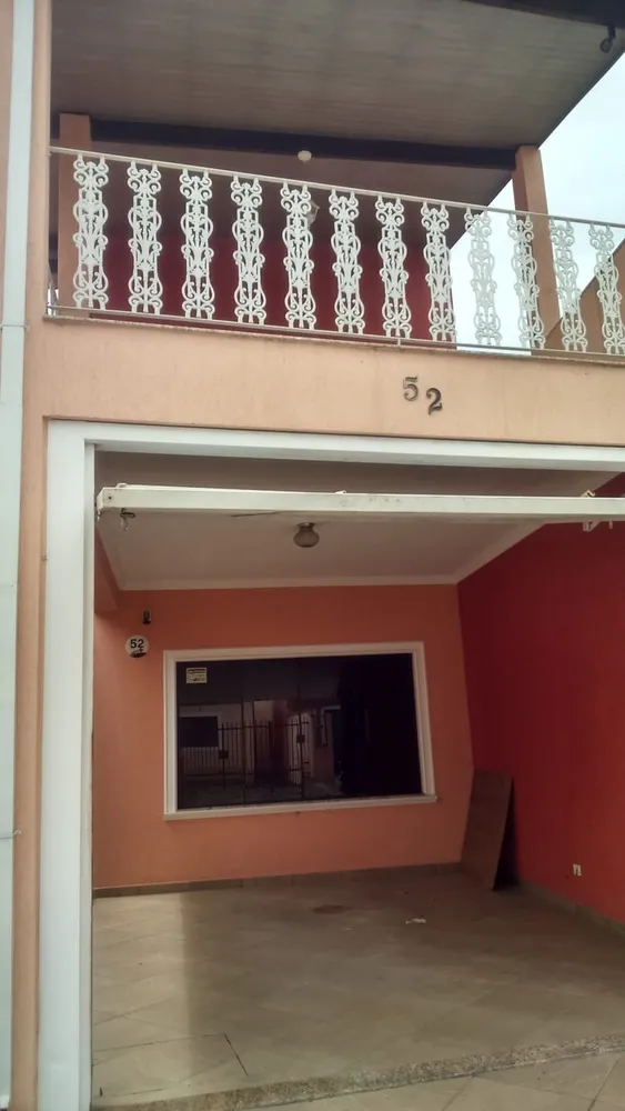 Casa, 2 quartos, 200 m² - Foto 1