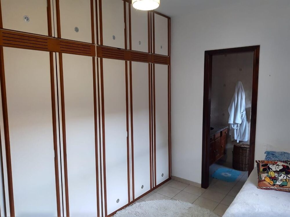 Casa de Condomínio à venda com 4 quartos, 322m² - Foto 8