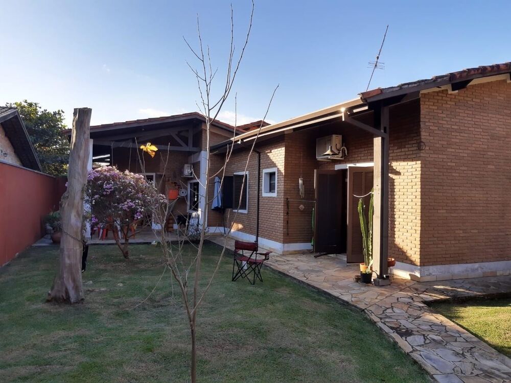 Casa de Condomínio à venda com 4 quartos, 322m² - Foto 4
