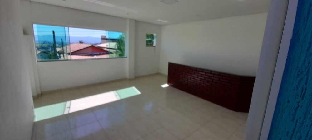 Sobrado à venda com 3 quartos, 210m² - Foto 3