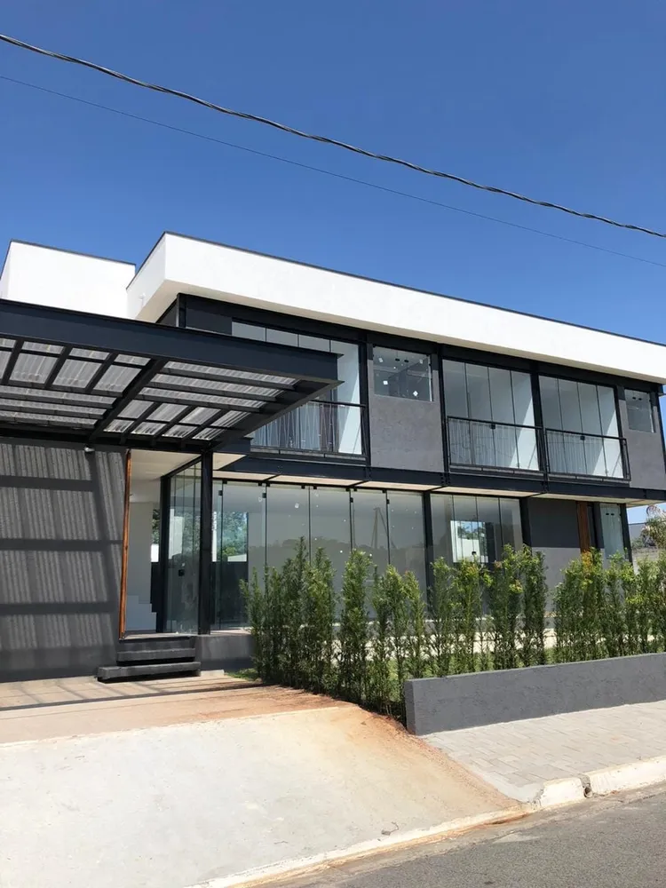 Casa, 3 quartos, 270 m² - Foto 1