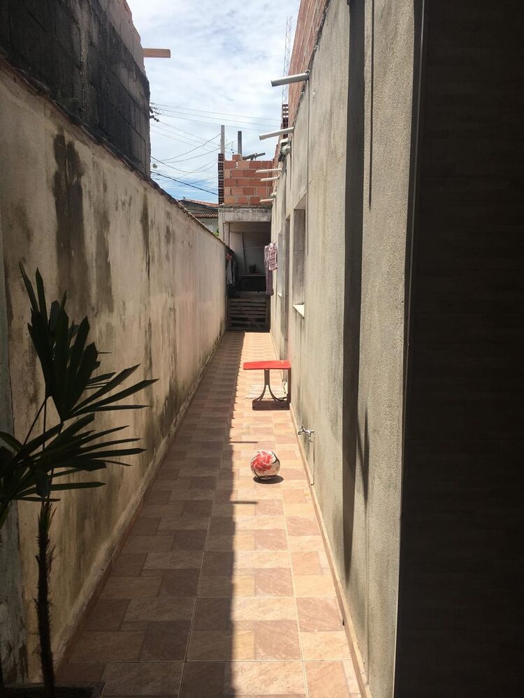 Casa à venda com 2 quartos, 75m² - Foto 11