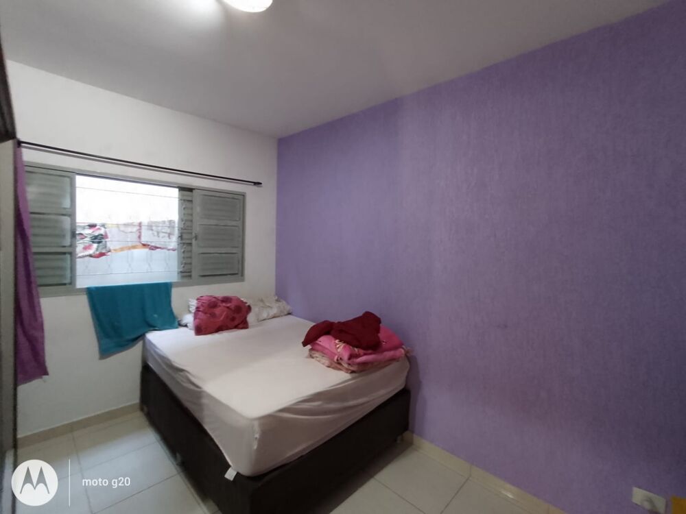 Casa à venda com 2 quartos, 109m² - Foto 2