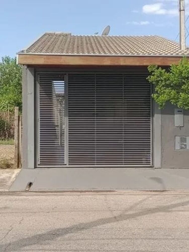 Casa à venda com 3 quartos, 140m² - Foto 1