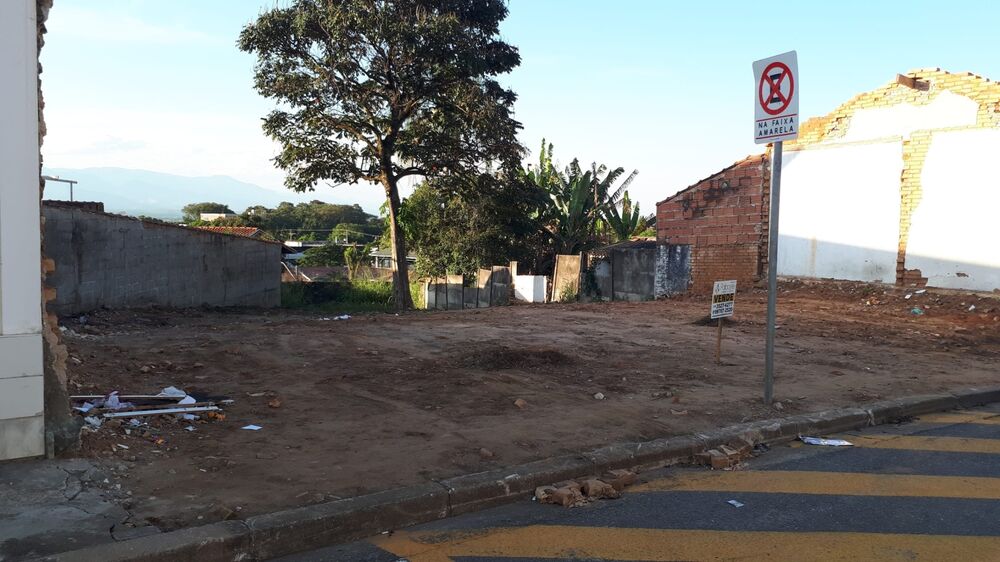 Terreno à venda, 157m² - Foto 1