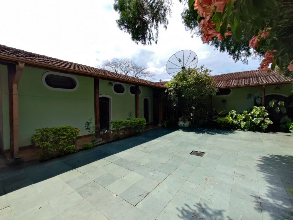 Casa à venda e aluguel com 4 quartos, 400m² - Foto 34