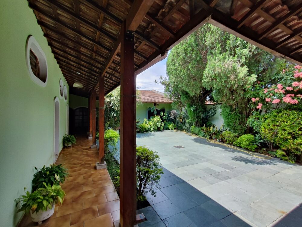 Casa à venda e aluguel com 4 quartos, 400m² - Foto 24