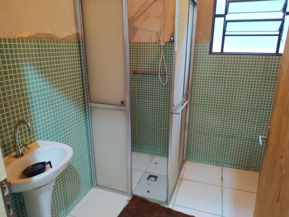 Casa à venda com 4 quartos, 150m² - Foto 4