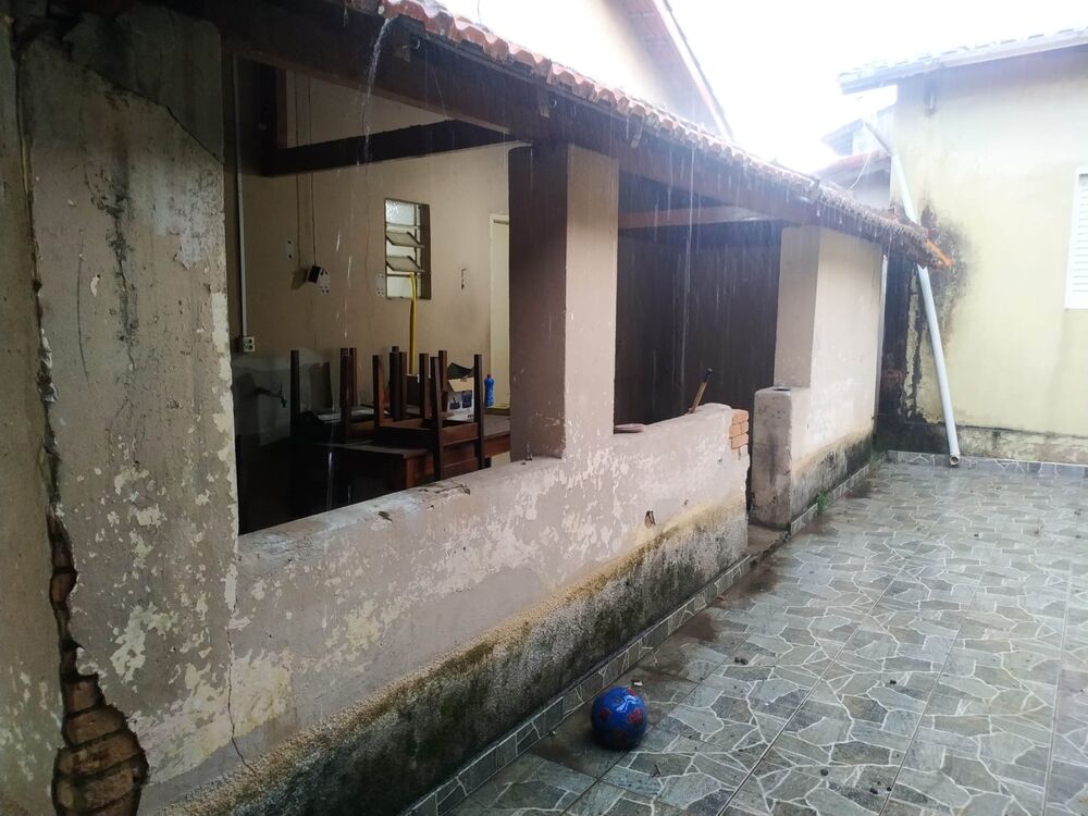 Casa à venda com 4 quartos, 150m² - Foto 10