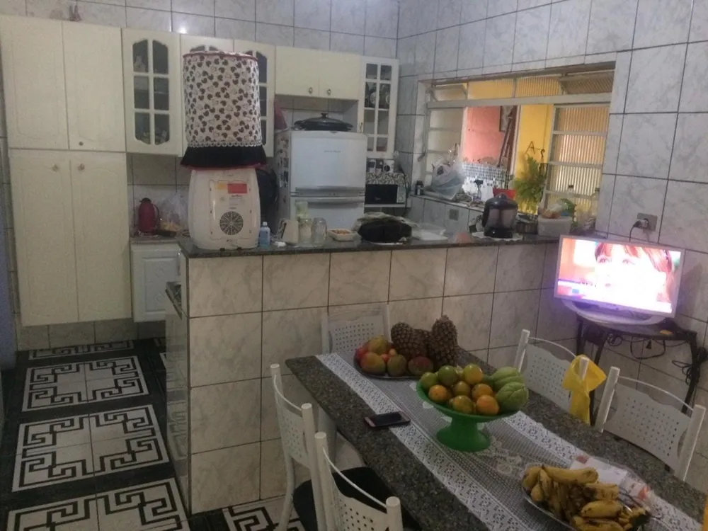 Casa, 4 quartos, 190 m² - Foto 3