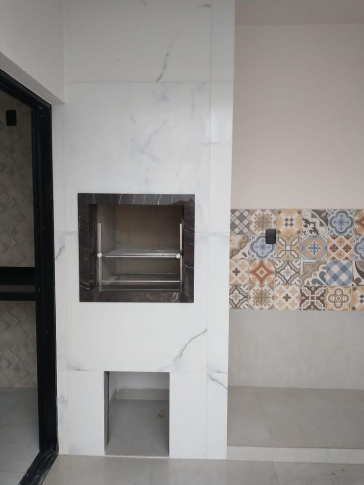 Casa à venda e aluguel com 3 quartos, 115m² - Foto 4