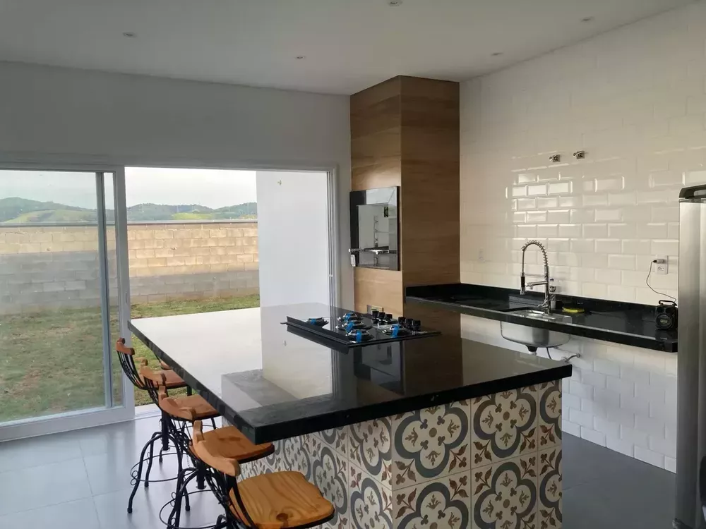Casa de Condomínio à venda com 3 quartos, 130m² - Foto 2