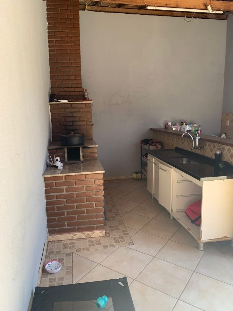 Casa, 4 quartos, 144 m² - Foto 1