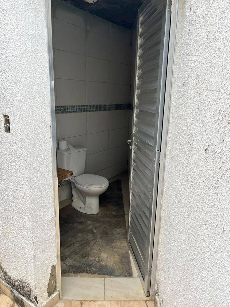 Casa à venda com 2 quartos, 120m² - Foto 17