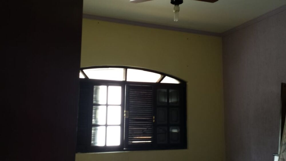 Casa, 5 quartos, 2 m² - Foto 1