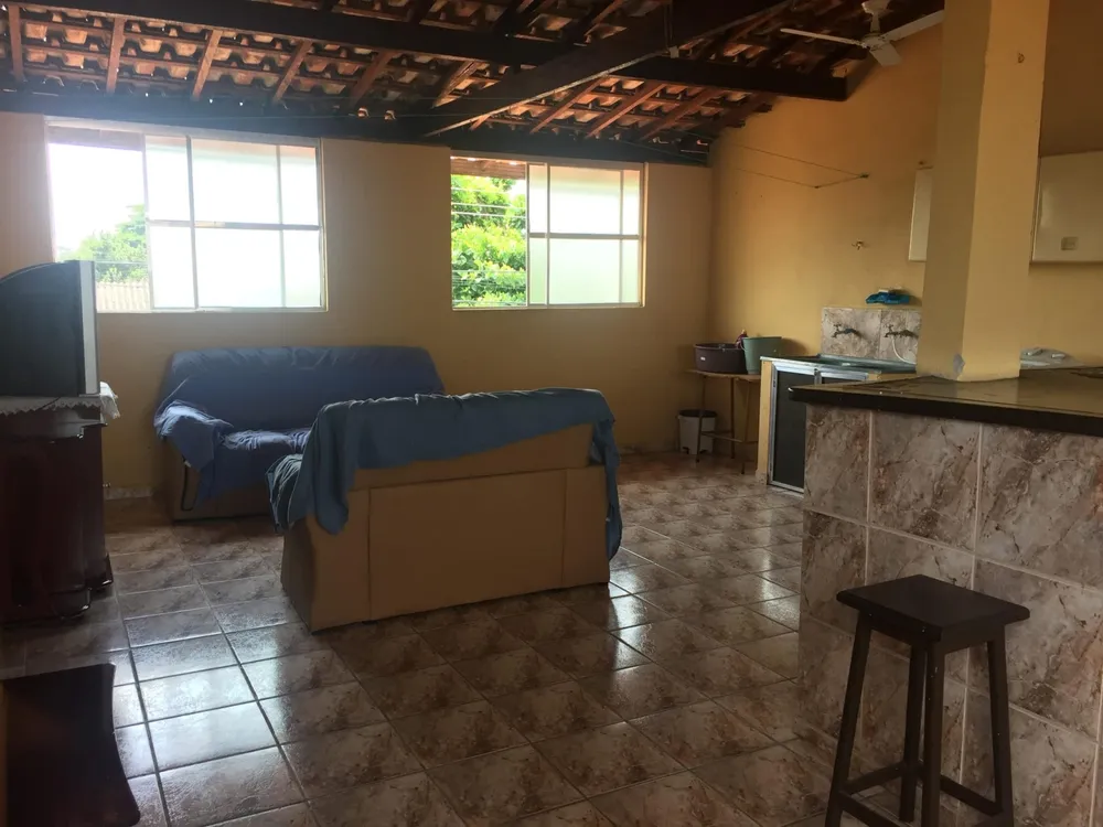 Casa, 4 quartos, 229 m² - Foto 2