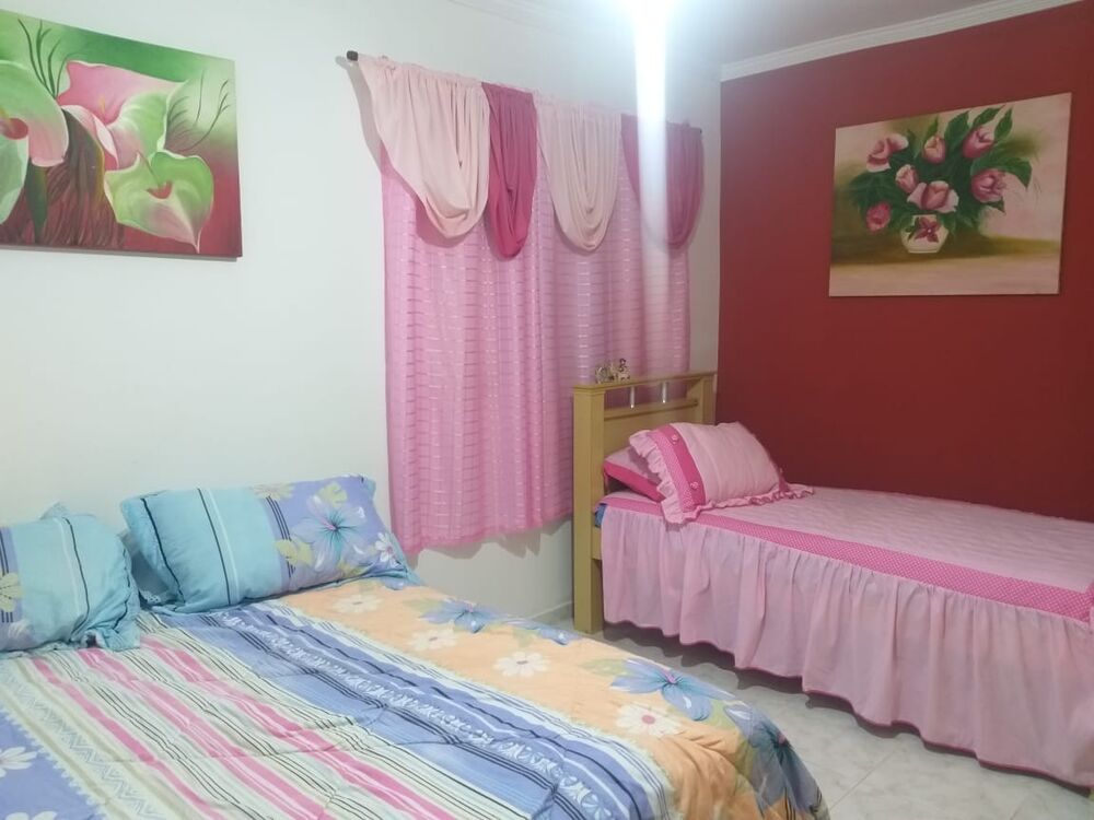 Sobrado, 3 quartos, 182 m² - Foto 1