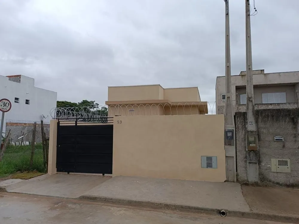 Casa, 2 quartos, 67 m² - Foto 1