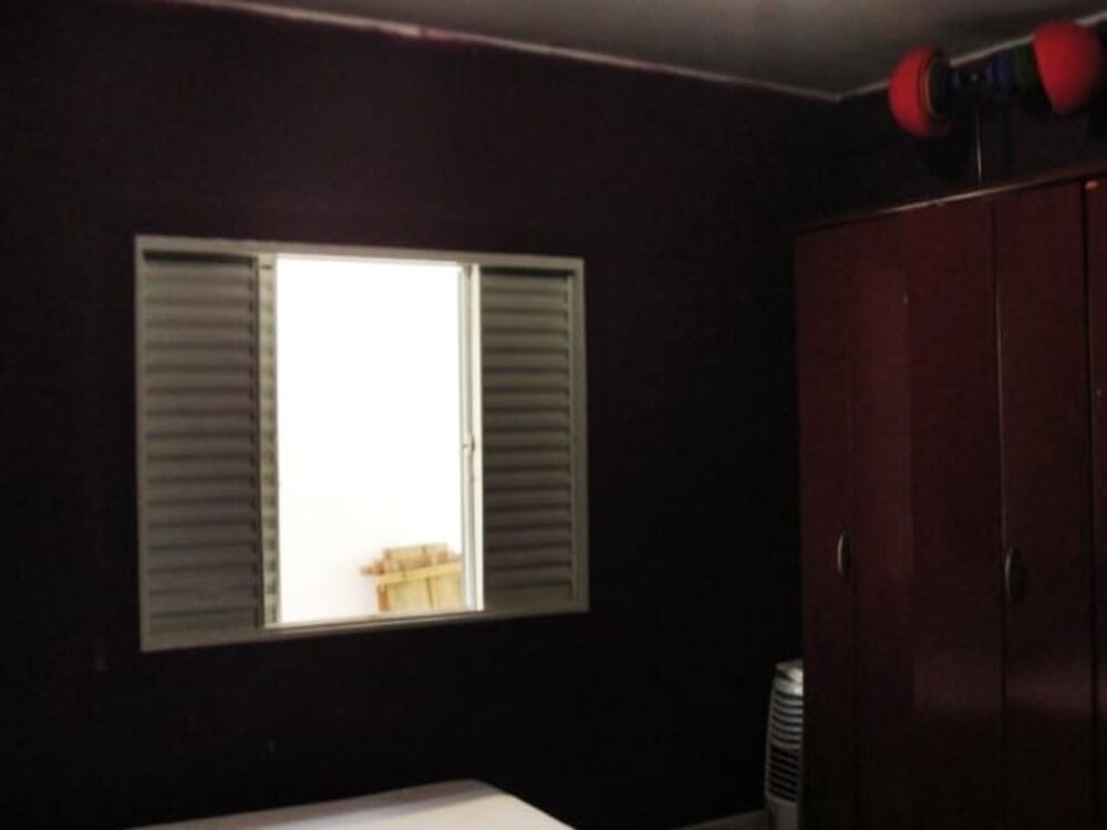 Casa à venda com 2 quartos, 100m² - Foto 4
