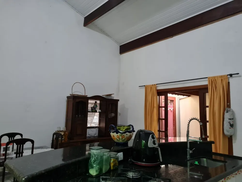 Casa, 3 quartos, 270 m² - Foto 4